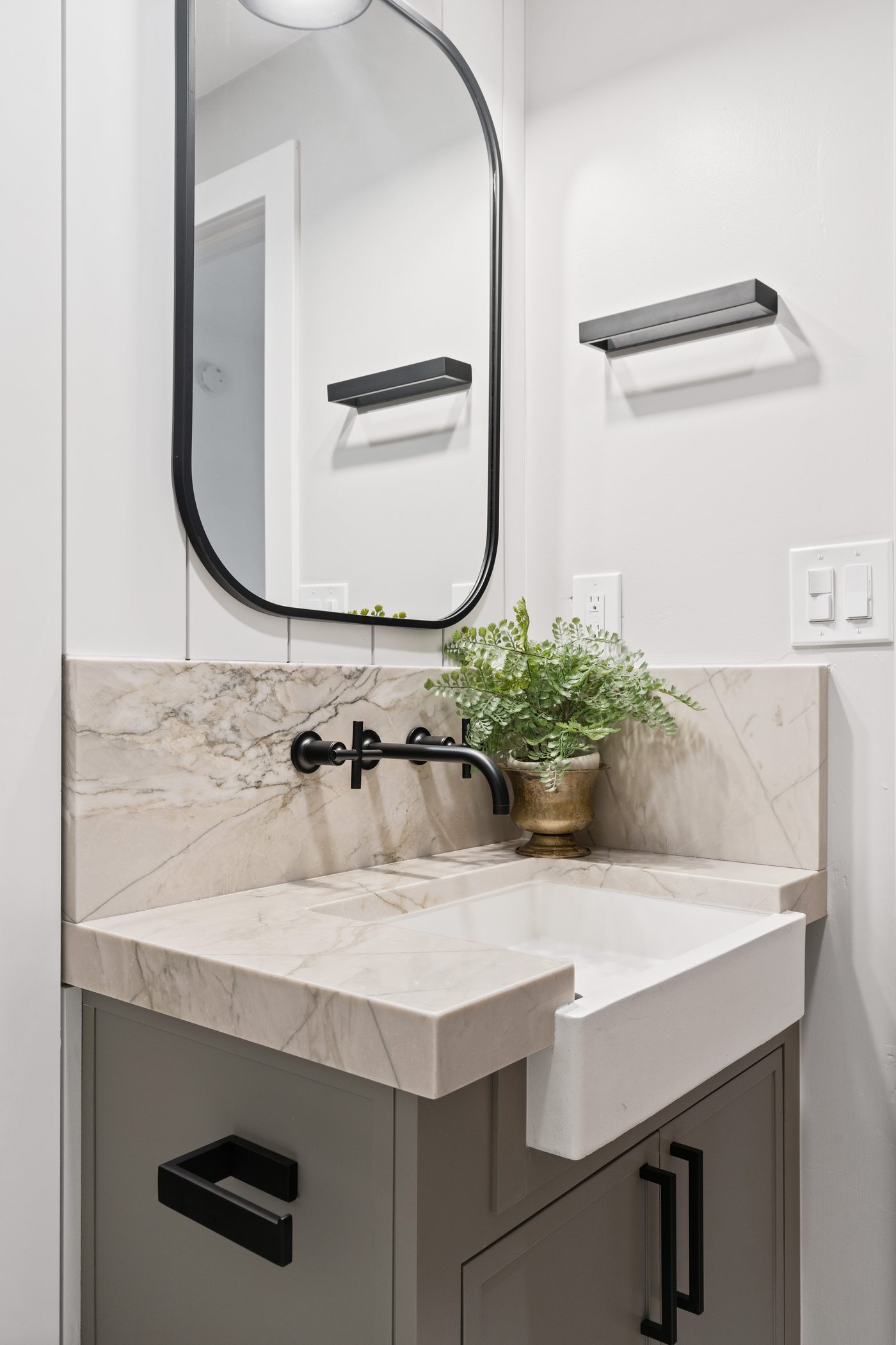 Marble bathroom vanity, Scottsdale whole-home remodel